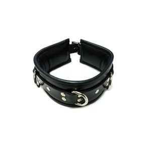 Rouge Leather Lockable Padded Collar With D Rings For Bondage Attachments | Wearables BDSM Wearables